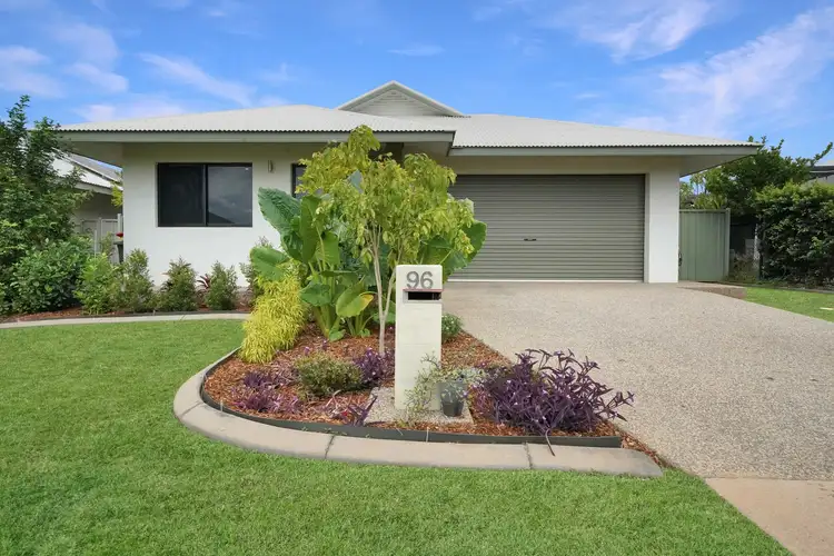 96 Follington Street