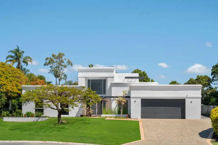 6 Kurrewa Court, Victoria Point QLD 4165