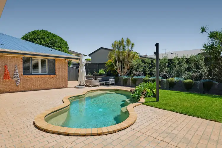 Second view of Homely house listing, 33 Primrose Drive, Thornlands QLD 4164