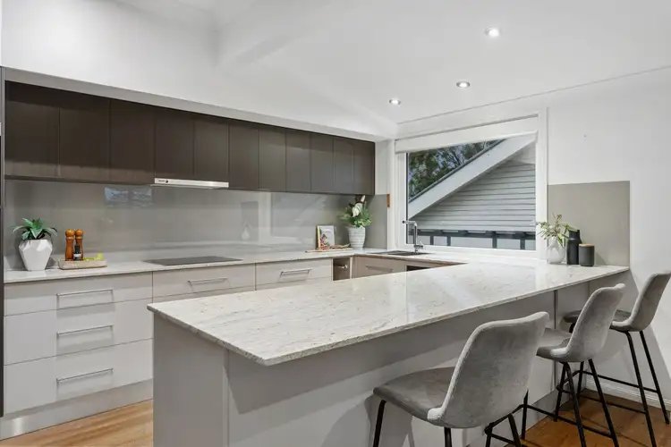 Sixth view of Homely house listing, 2 Picton Parade, Wynnum QLD 4178