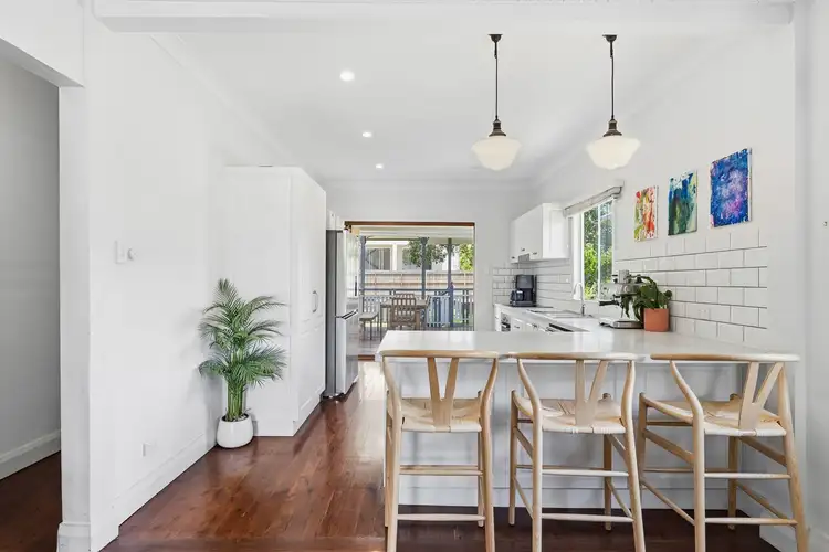 Sixth view of Homely house listing, 100 Boxgrove Avenue, Wynnum QLD 4178