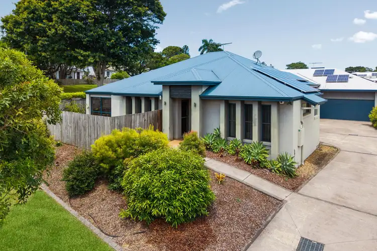 1/2 Jabiru Place