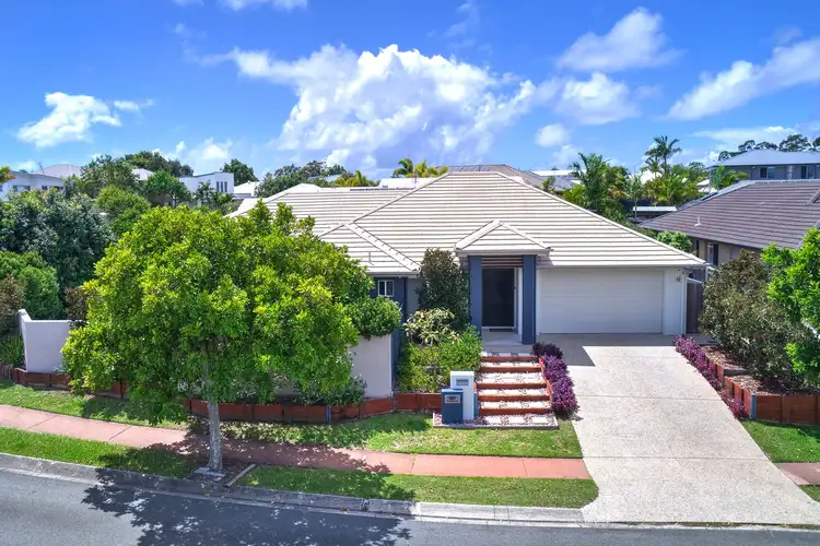 80 Sandhurst Crescent