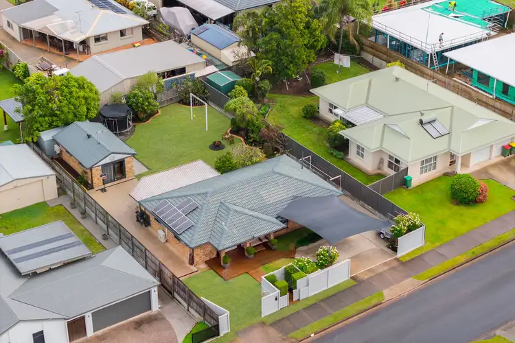 11 Abbotsleigh Street