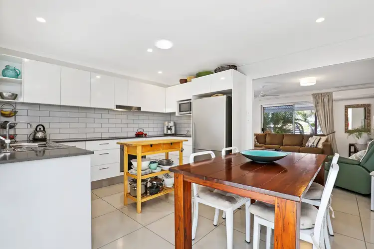 Main view of Homely house listing, 10 Grant Street, Battery Hill QLD 4551