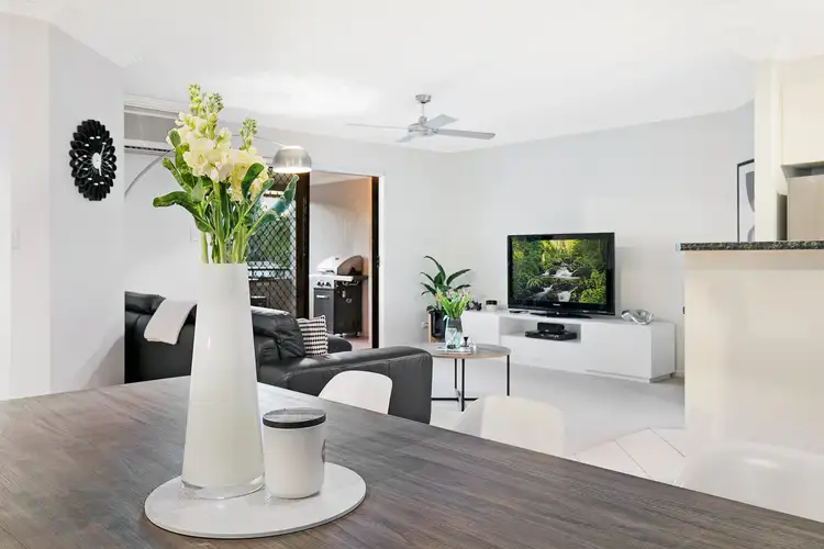 Main view of Homely apartment listing, 5/325 Hawthorne Road, Hawthorne QLD 4171