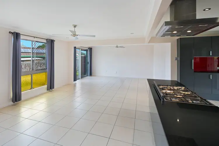 Third view of Homely house listing, 5 Heron Court, Birkdale QLD 4159