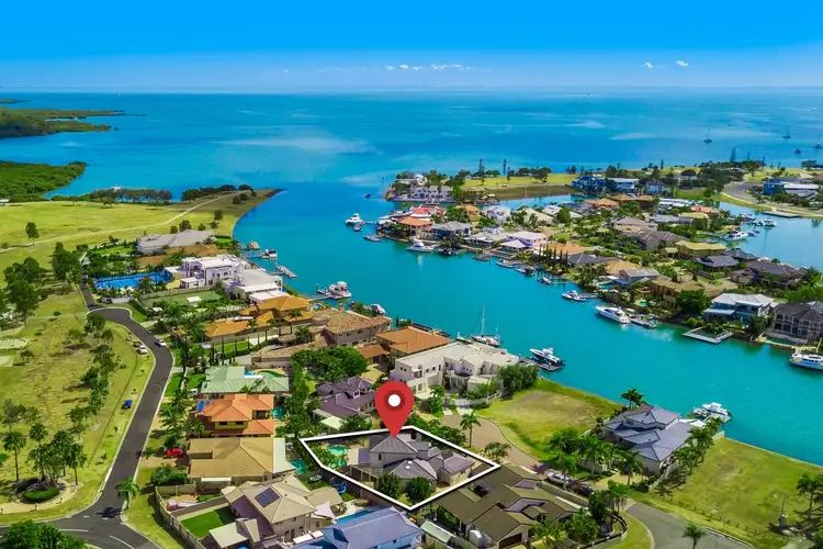 Third view of Homely house listing, 2 Medina Court, Ormiston QLD 4160
