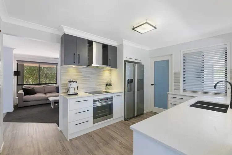 Fifth view of Homely house listing, 2 Kamala Place, Birkdale QLD 4159