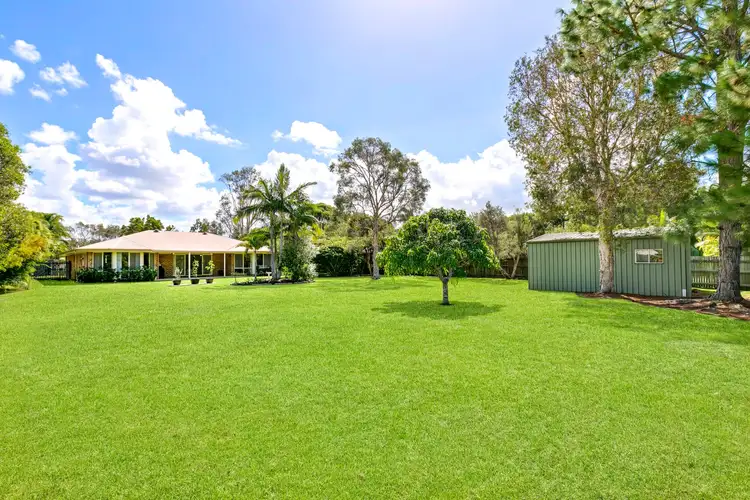 15 Bottlebrush Place, Little Mountain QLD 4551