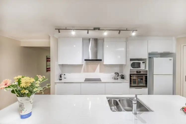 Fourth view of Homely house listing, 3 Avendon Court, Narre Warren South VIC 3805
