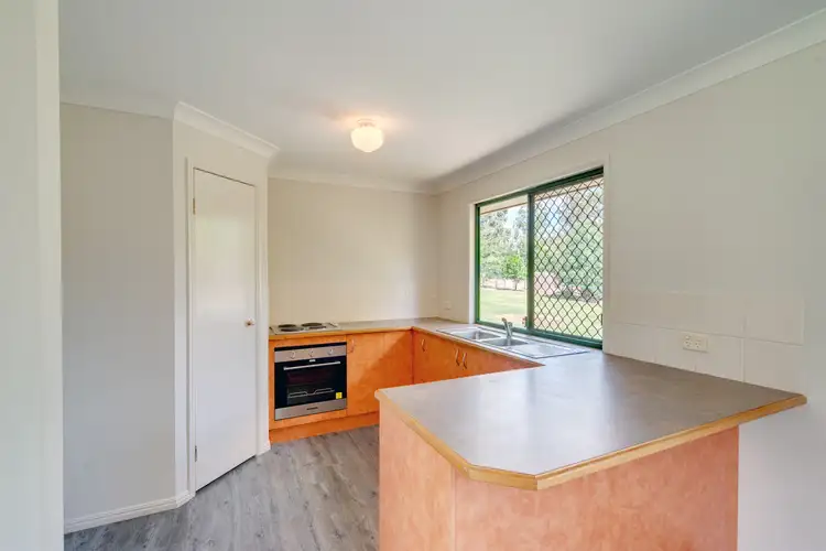 Fifth view of Homely house listing, 4 Crows Ash Court, Lowood QLD 4311
