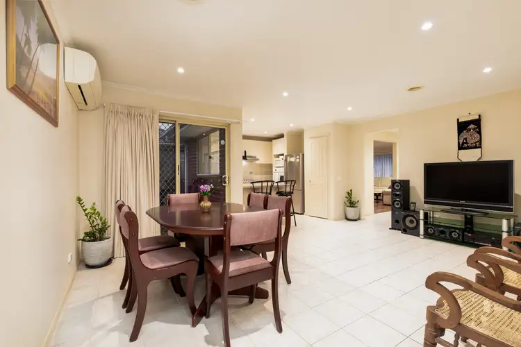 Fifth view of Homely house listing, 4 Vance Court, Narre Warren VIC 3805