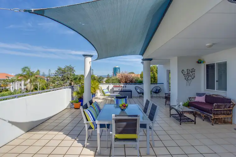 16/30 Burra Street, Chevron Island QLD 4217