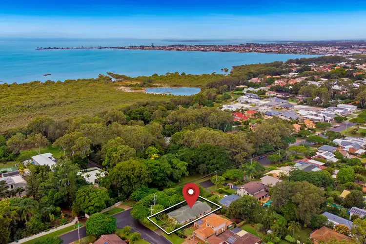 Second view of Homely house listing, 2 Hilliard Street, Ormiston QLD 4160