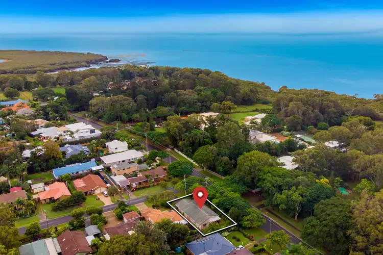Fourth view of Homely house listing, 2 Hilliard Street, Ormiston QLD 4160