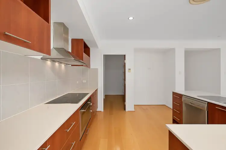 Fifth view of Homely house listing, 10 Casey Close, Ormiston QLD 4160