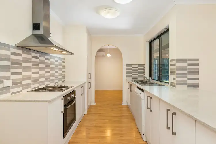 6 Polperro Court, Alexandra Hills QLD 4161