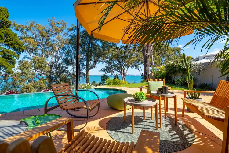 118 Main Road, Wellington Point QLD 4160