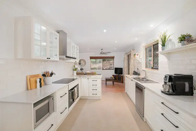 Second view of Homely house listing, 5 Kingsbury Court, Alexandra Hills QLD 4161