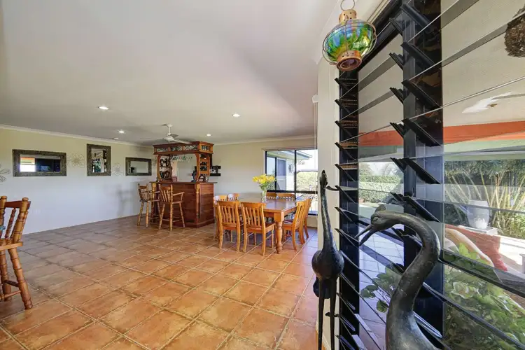 Fifth view of Homely house listing, 2 Linden Crescent, Qunaba QLD 4670
