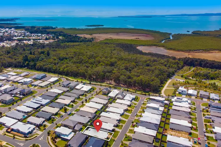 Second view of Homely house listing, 4 Bokhara Street, Thornlands QLD 4164
