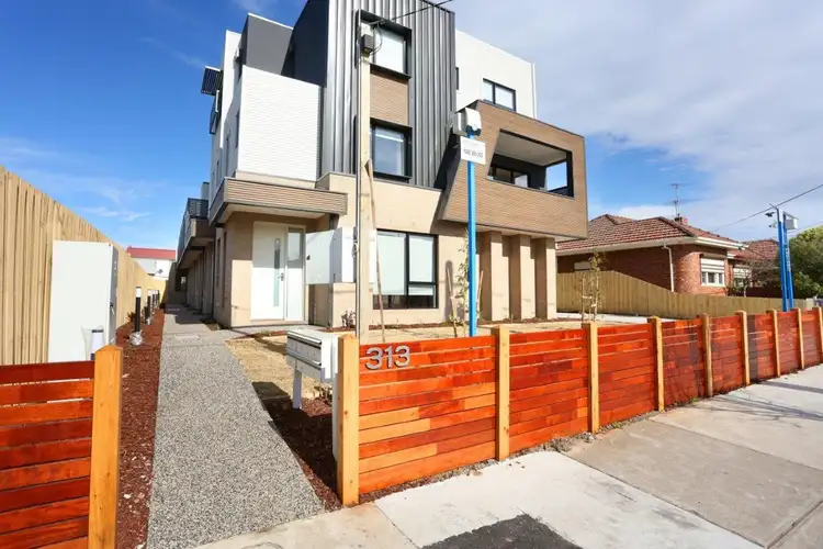 2/313 Bell Street, Pascoe Vale South VIC 3044