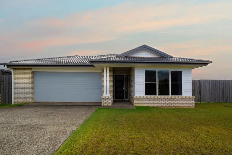 1 Johnnys Lane, Birkdale QLD 4159