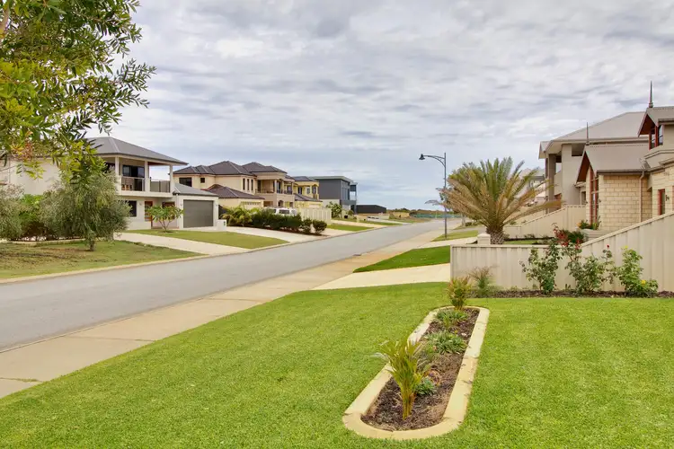 Second view of Homely house listing, 60 Lord Hobart Drive, Madora Bay WA 6210