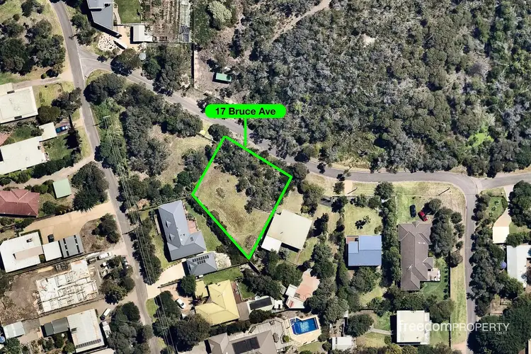 17 Bruce Avenue, Rye VIC 3941