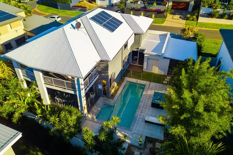 Second view of Homely house listing, 2 Bay Crest Place, Thornlands QLD 4164