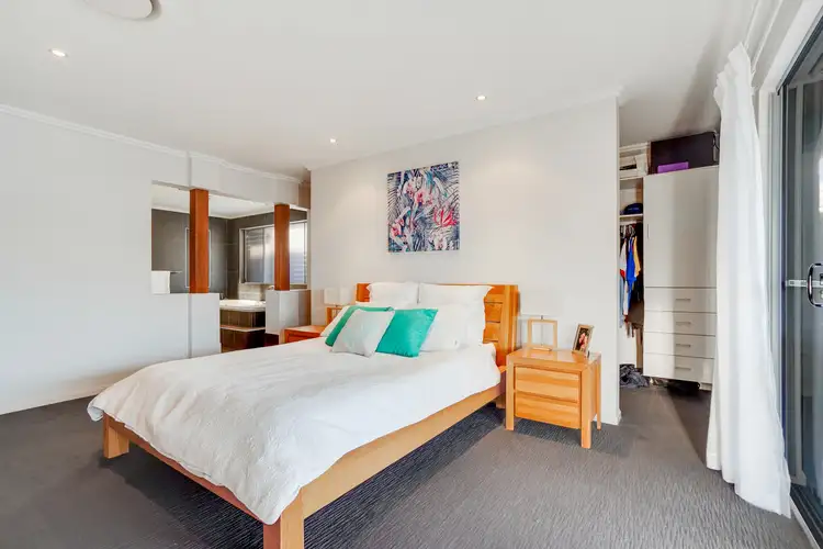 Fourth view of Homely house listing, 2 Bay Crest Place, Thornlands QLD 4164