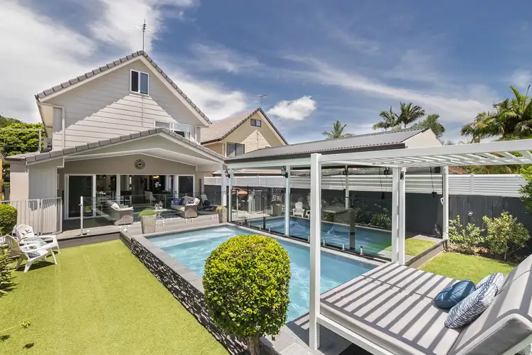 24 Tulip Street, Wynnum QLD 4178