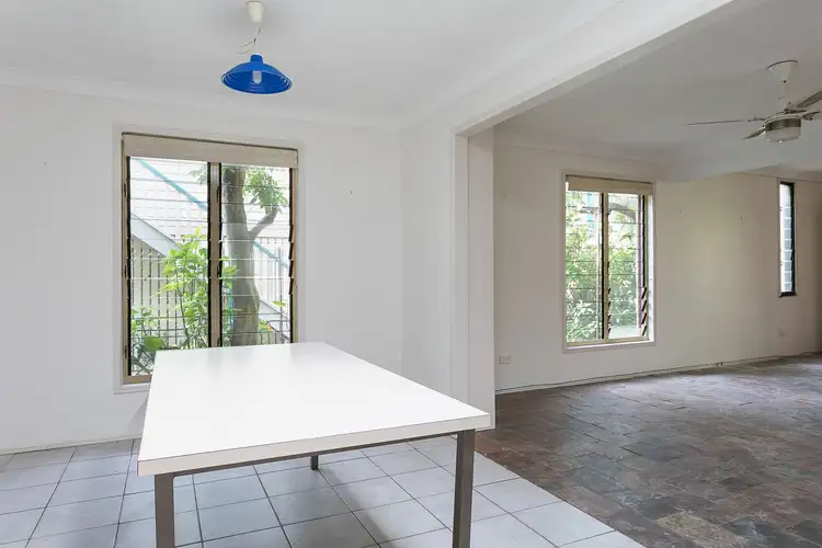 Sixth view of Homely house listing, 18 Shirley Street, Coochiemudlo Island QLD 4184