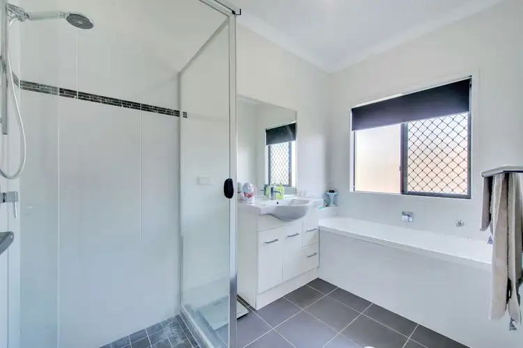 Sixth view of Homely house listing, 4 Brentwood Court, Fernvale QLD 4306
