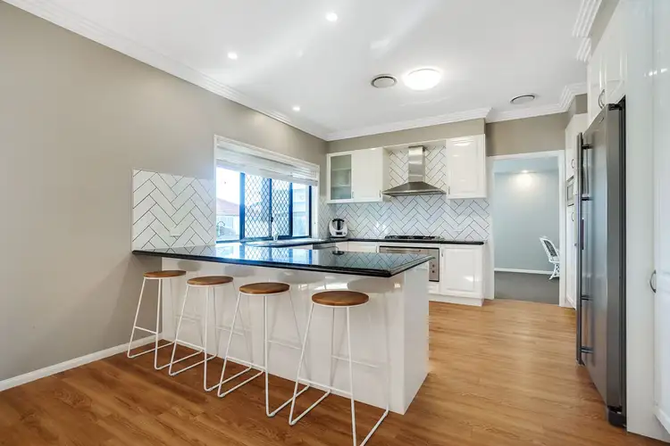 Second view of Homely house listing, 21 Beddoe Street, Thornlands QLD 4164