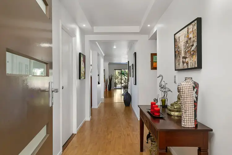 Fourth view of Homely house listing, 2 Rise Court, Thornlands QLD 4164