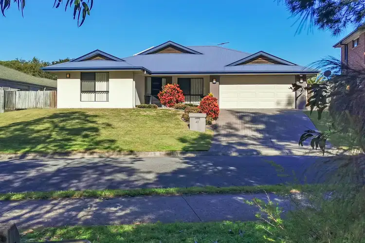 27 Creekside Circuit West, Victoria Point QLD 4165