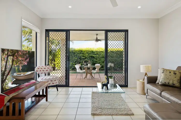 16 Ayside Close, Sinnamon Park QLD 4073