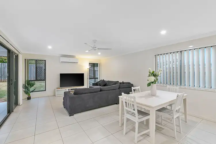 Fifth view of Homely house listing, 11a Somersby Court, Birkdale QLD 4159