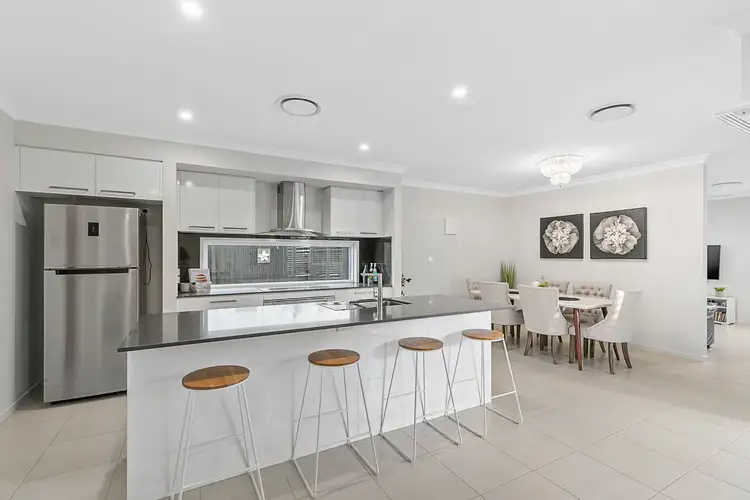 Fifth view of Homely house listing, 11 Seaside Close, Thorneside QLD 4158