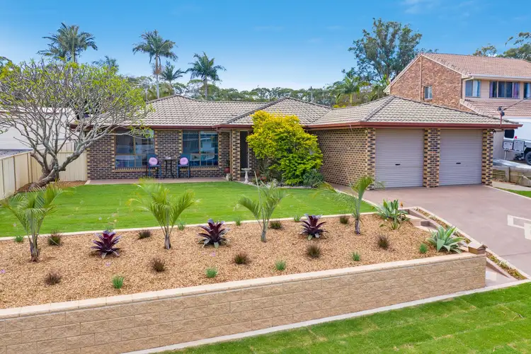 9 Turnberry Drive, Victoria Point QLD 4165