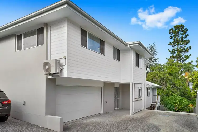 19 Plimsoll Street, Greenslopes QLD 4120