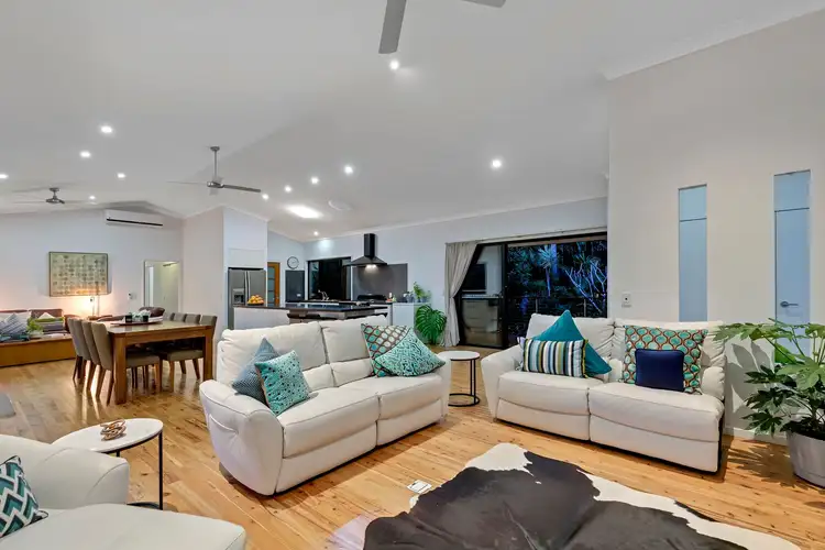 39 Gilsons Road, Cootharaba QLD 4565