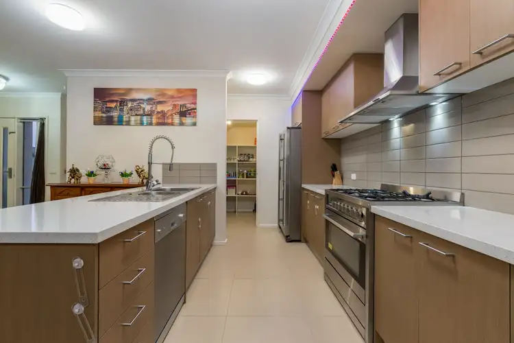 Fourth view of Homely house listing, 2 Daffodil Drive, Keysborough VIC 3173