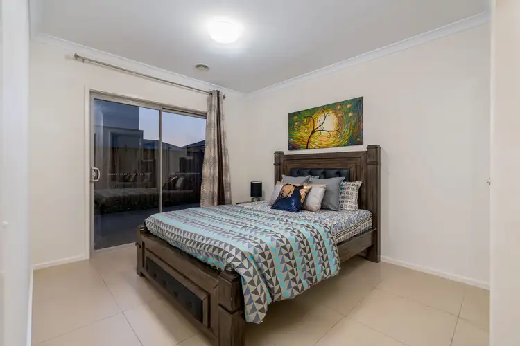 Sixth view of Homely house listing, 2 Daffodil Drive, Keysborough VIC 3173