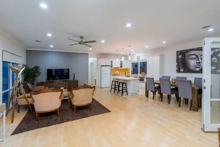 4 Cilento Crescent, Lynbrook VIC 3975