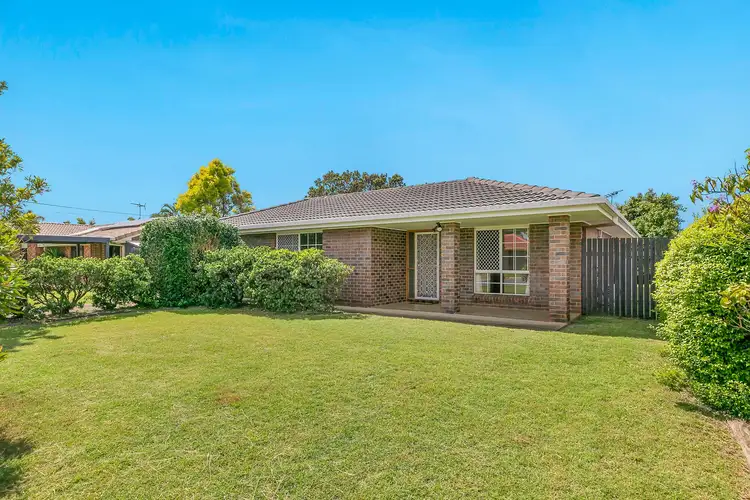 Second view of Homely house listing, 2 Alison Court, Victoria Point QLD 4165