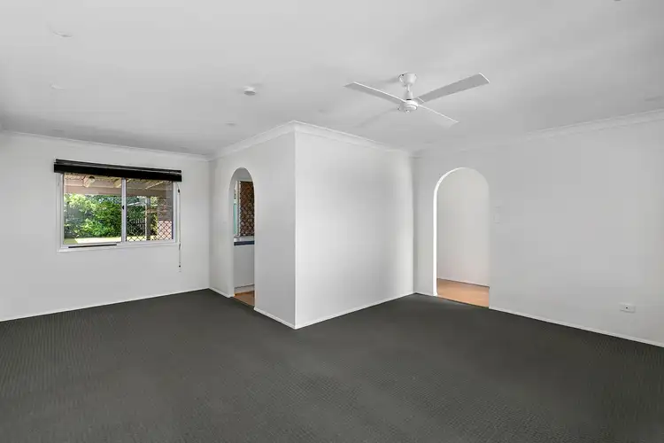 Fifth view of Homely house listing, 2 Alison Court, Victoria Point QLD 4165
