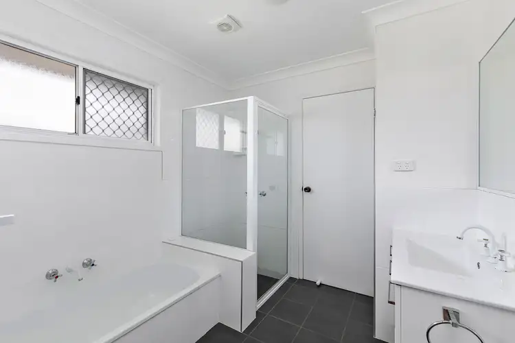 Sixth view of Homely house listing, 2 Alison Court, Victoria Point QLD 4165